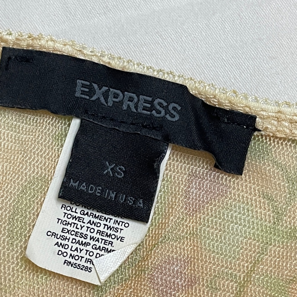Gorgeous Sheer Women’s Top- XS-Used - Picture 14 of 15
